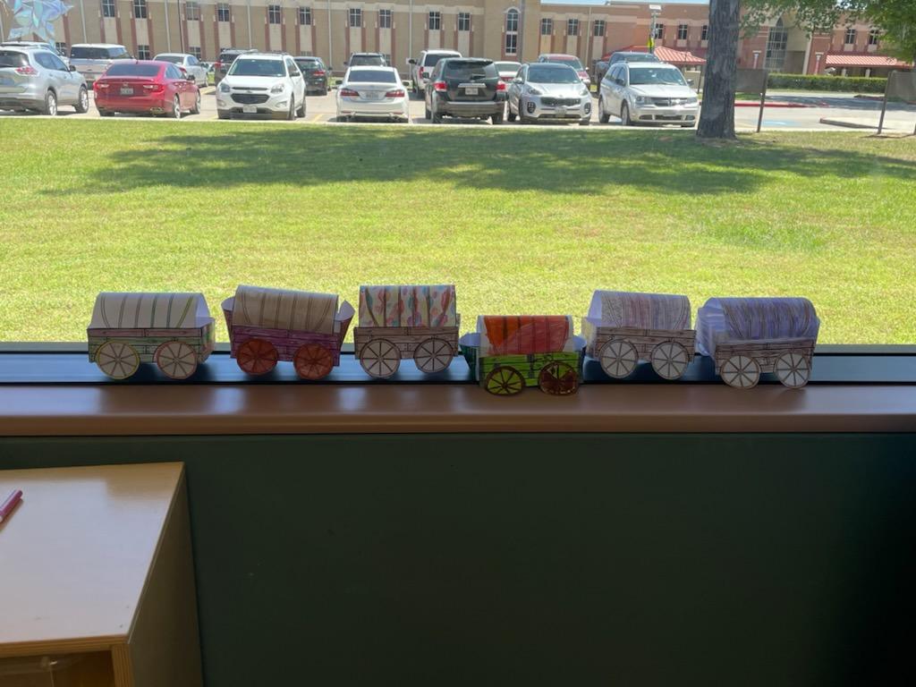 TJHS_Tara's tweet photo. Wagons go! TJHS is exploring Westward Expansion. #spiritofinclusion https://t.co/cyjTPkQUOx