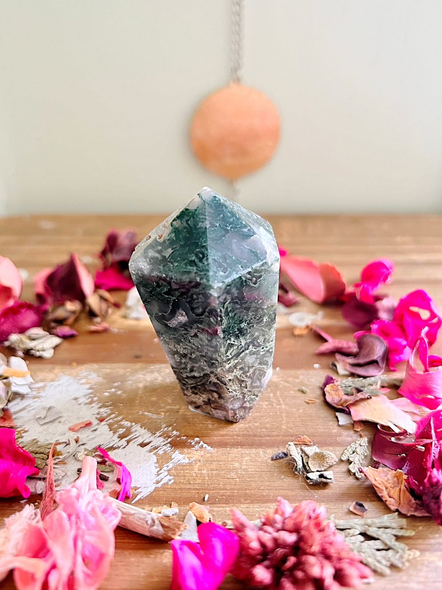 I have this one super precious Moss Agate cupcake left in my shop!🤍✨ it has the cutest raw spots on it that give it a lot of character and a lot of beautiful moss pattern! Shop roseandquartz.com or DM!🤍✨ comes with info cutout + a free gift &amp; same/next day shipping!