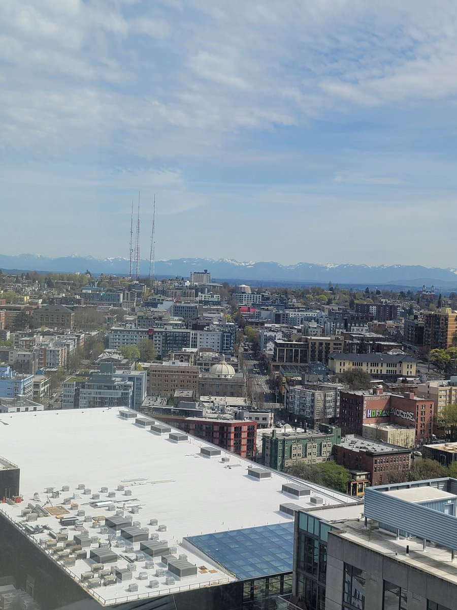CardinalsGirl22's tweet photo. Seattle did NOT disappoint!! I couldn't have asked for a better first time @AANMember #AANAM!! Got to see some old friends and met some new ones! Til next time!! See you in Boston! #ERLP #AANLeadership https://t.co/VTbdokg4fS