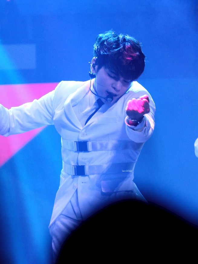 04.08 축하해︎💕︎

#종현아_우리봄이왔으니_한번만날까
#HAPPY_JJONG_DAY
#종현 #JONGHYUN