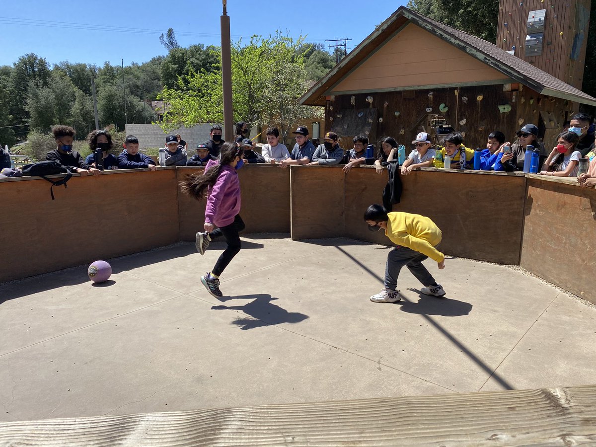 Such a fun day at 6th grade camp!! The kids are having the time of lives! #nsdnow @breakiNCycles @AmyWert4 <a href="/ih_hawks/">Ira Harbison</a>
