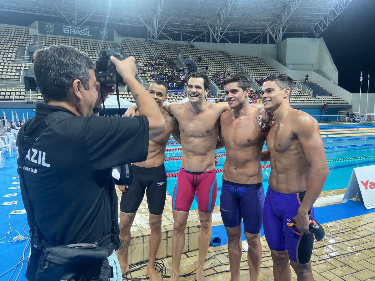 MEU REVEZAMENTO TÁ FORMADO