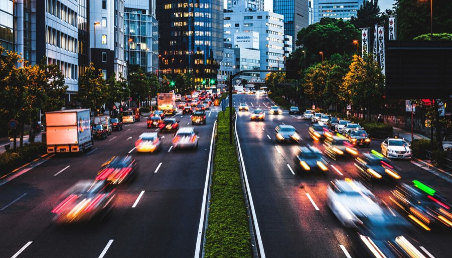 MclightningCS's tweet photo. #HPEGreenLake was selected by @BMWGroup to unify data management across their global locations and cloud, using @HPE_Ezmeral analytics and data lakehouse platform, delivered as a service via @HPE_GreenLake for a consistent cloud experience. https://t.co/ZcQUJdJJ0f https://t.co/TgdhT7g255