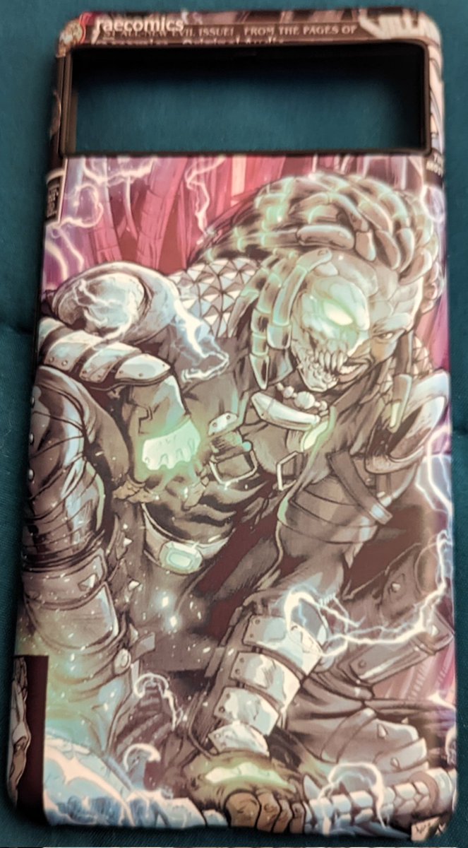 MelanatedBlerd's tweet photo. #NewCaseAlert Got this bad boy for my Pixel 6. Shout out to @TjSterlingArt and @NewtonLilavois. Can't wait to read #Villainus! #Shatter https://t.co/QqVXpVb1hv