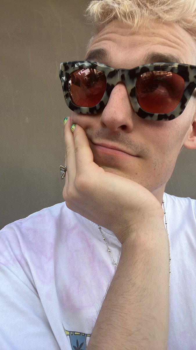 GRiZ 🌈 tweet media