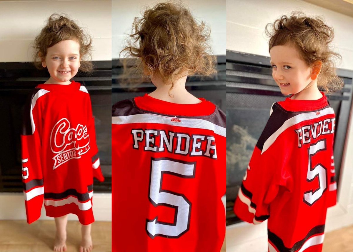 SJSeniorCaps's tweet photo. A few Caps Fans ready to cheer on there dads in Game 5 tomorrow night!!
 
Thanks @customedgenl for hooking up the kids with the mini jerseys!

#capshockey #aeshl 
@NLsrHockey @SJMHA https://t.co/vx4EagPykd