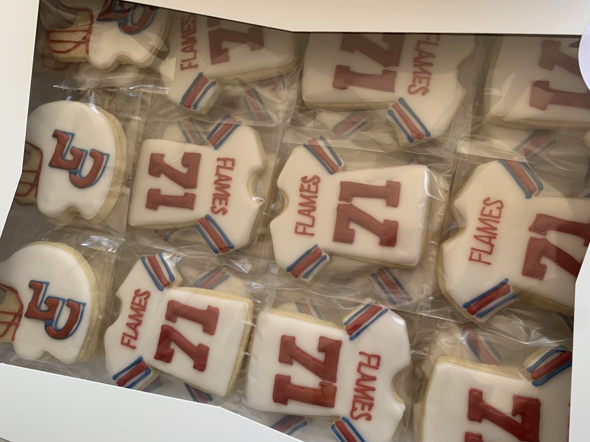 DeLitch Baking tweet media