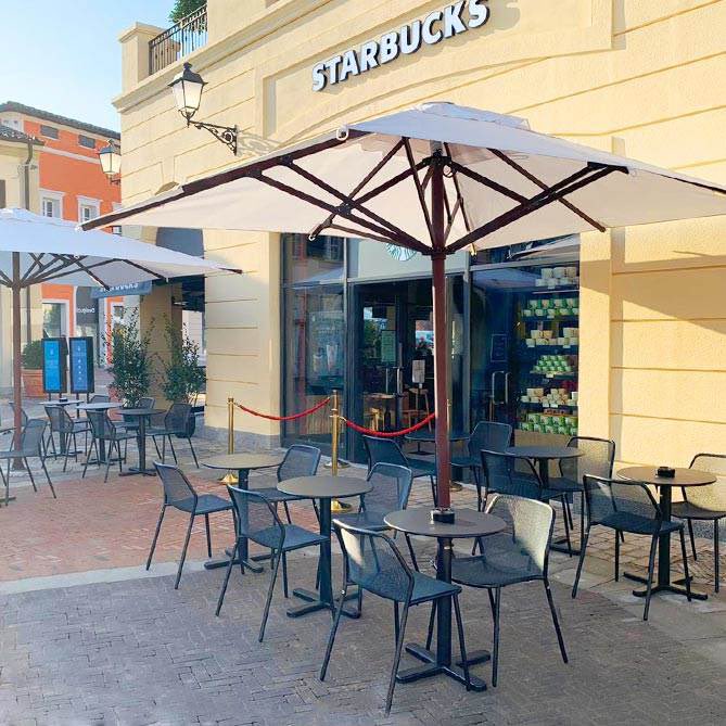 MarketingBites3's tweet photo. #Starbucks apre a #Roma nell’outlet di Castel Romano 
#store #Coffee https://t.co/FXVVBKaJnm