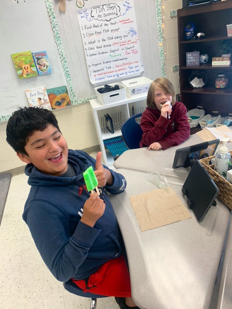 5R got the most growth with <a href="/NWEA/">NWEA</a> MAPS Reading last week out of the entire 5th grade &amp; were rewarded with some delicious ice cream! So proud of these kiddos! 🤩🍦📖 #MAPgrowth