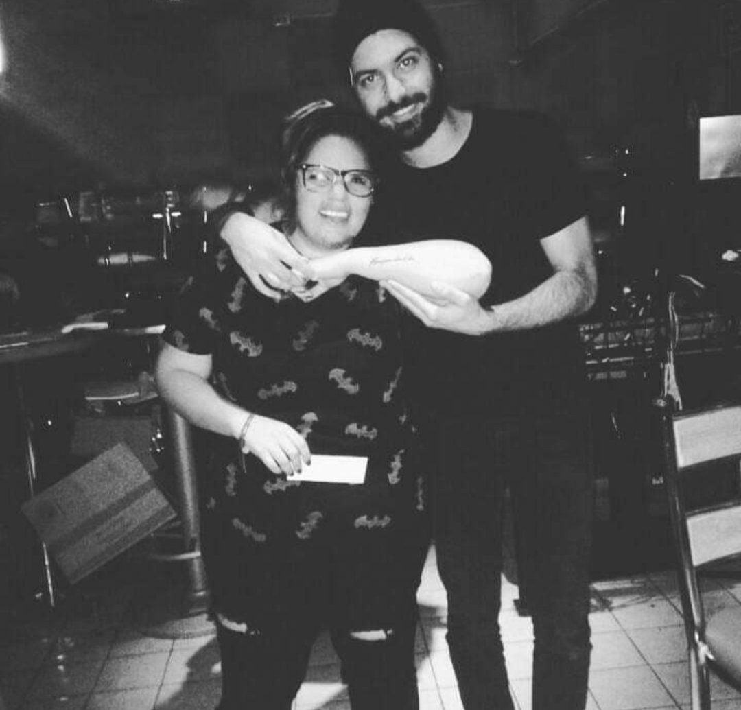 angiegttz's tweet photo. Dulce cumpleaños a este enorme ser de luz @blasifer ❤️🍌 tqm https://t.co/N9j5AKBJpv