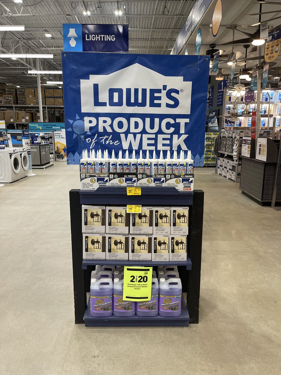 charlesatlowes's tweet photo. The team at 226 is ready to sell some of this month’s Product spotlight featured items! Great set up Traci and team! @BlueTeam_R21 @lowes @AlexStempovschi @kplowery6b @charlesatlowes @JoeMcFarland_ @BoltzBill #sellstuff https://t.co/KIuZ0iWTXv