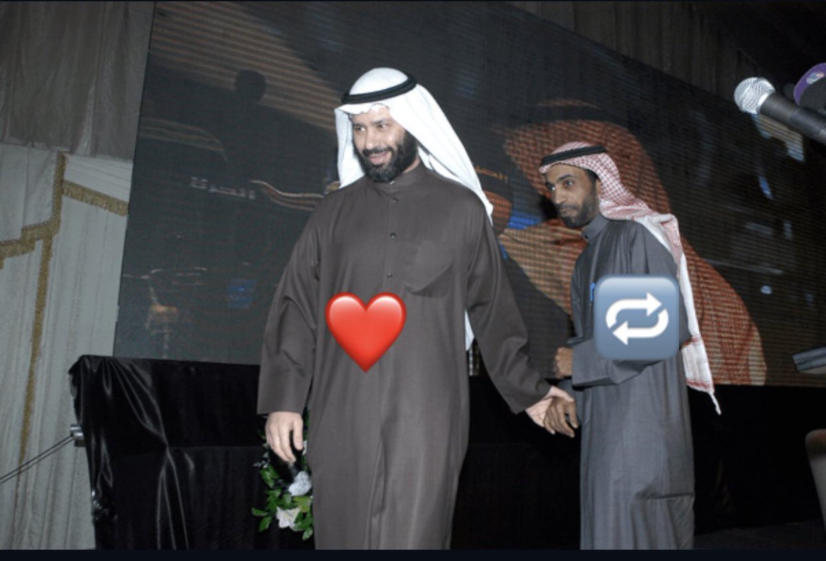 استفتاء || من هو الأمين الصادق الذي يثق فيه الشارع الكويتي 🇰🇼 ❗️

فيصل المسلم <a href="/faisalalmuslem/">د. فيصل علي المسلم</a> ❤️

عبيد الوسمي <a href="/Dr_alwasmi/">د.عبيد الوسمي</a>    🔁

 #عبيد_الوسمي_رجل_الامه