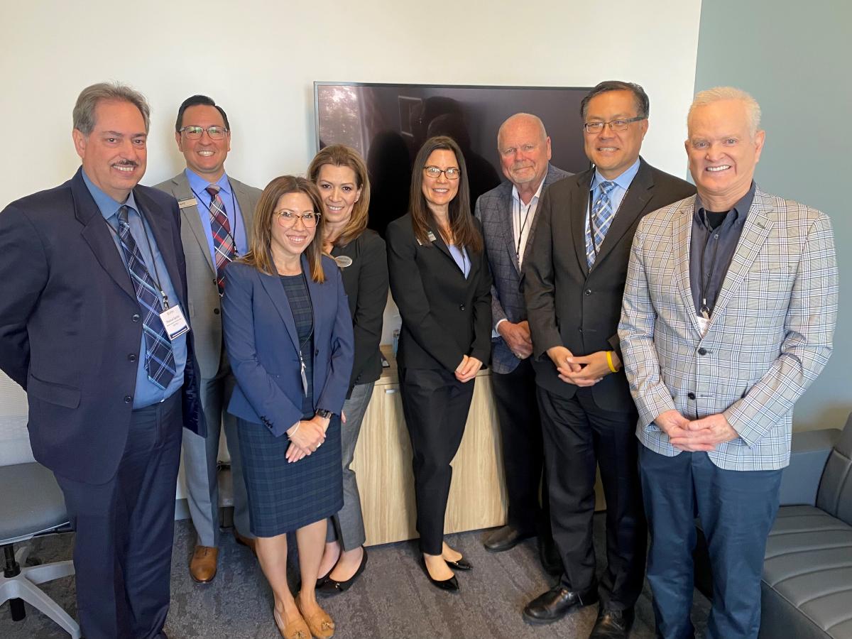 Thank you <a href="/AsmMikeFong/">Assemblymember Mike Fong</a> for meeting with #creditunions earlier this week to discuss proposed legislation impacting our industry. 
Our members appreciate your time and the great conversation! #GRR2022