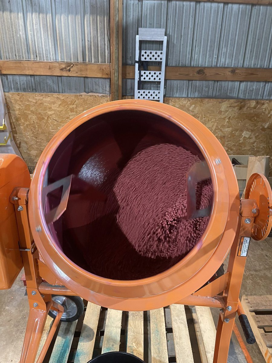 MeeceUPAgronomy's tweet photo. Another planting season is almost upon us so getting geared up for soybean seed treatment trials on the Innovation Farm. Looking at multiple combinations to continue to protect yields. #ObviusPlus #CruiserMaxxAPX #Saltro #Ethaboxam #Seed+Graphite #InsidethePlant @United_Prairie https://t.co/2uVOXWvNAD