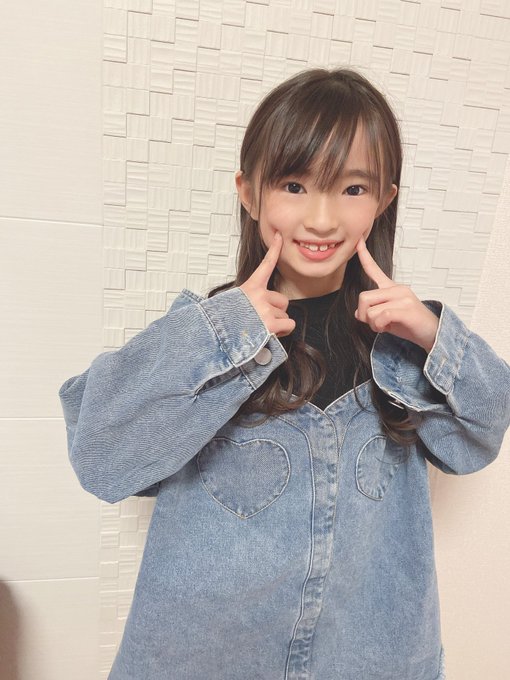 岩本ひまりのTwitter画像33