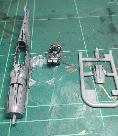 WartsNAllModels's tweet photo. Hi kids, https://t.co/FDQNLwz3tQ kicks off in 30 minutes (9am ACST, 7.30pm EDT, CLT) we're putting #finaltouches on the #Typhoon, and #movingonward with the #Bf109 and #Ju88. Pop past and chat! #scalemodels #ww2 #aircraft #airfixmodels #tamiyamodels #art #hobby #miniatures https://t.co/L7Fj6izh7v