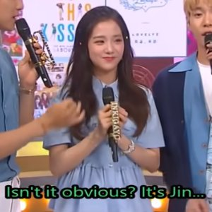isforjisoo's tweet photo. 7 | THIS or THAT 

블랙핑크 지수 #지수 #JISOO #ジス #블랙핑크지수 @BLACKPINK https://t.co/uqYPwXfs4Y