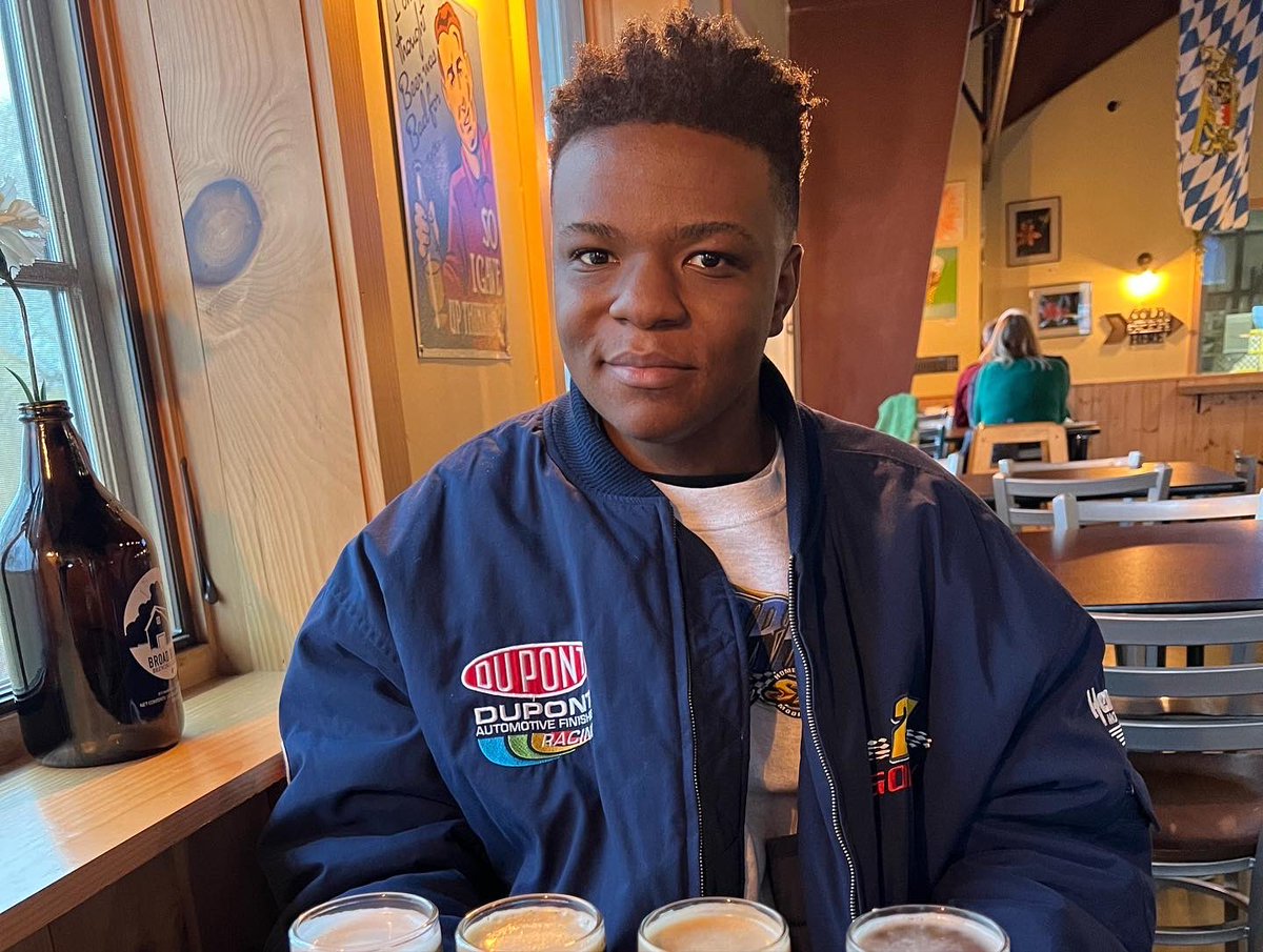 JoeJr57's tweet photo. Hey @lawnmowercrash Iโm at the @BroadBrookBrew for my Birthday ๐ฅณ๐ฐ๐ง๐๐ฐ๐ง๐๐๐ ๐๐๐๐๐บ๐ป
#broadbrookbrewery #Connecticut #broadbrookbrewing #Suffield #newengland #suffieldct #connecitcut_igers #newengland_igers #USA #brewery #America #NationalBeerDay https://t.co/Zs7zWfc4lP
