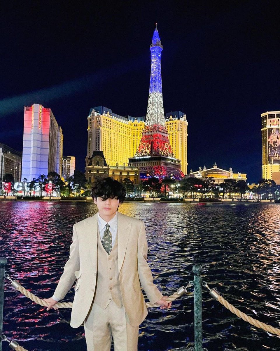 howtopavetheway's tweet photo. TAEHYUNG'UN PAYLAŞTIĞI FOTOLARA BAKIN?’₺;&amp;}%+{% https://t.co/dZfn7FqGPJ