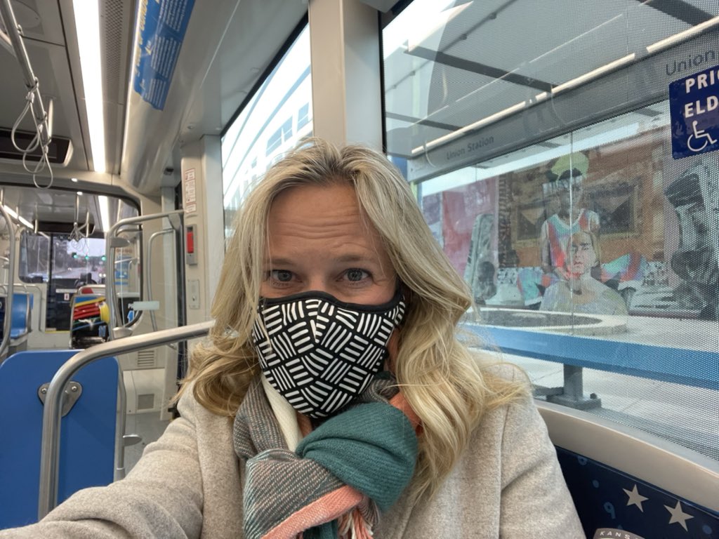 alyssa_m_muto's tweet photo. I found some free transit in Kansas City! Fare can be a big barrier - whether it’s the cost or just the confusion/hassle to buy the ‘right’ amount. Removing barriers creates more #mobilityoptions. https://t.co/KOWBSbQGFh