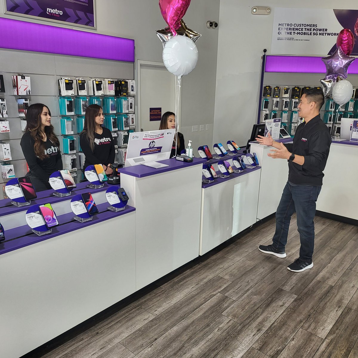 LangfordDamond's tweet photo. Excellent day with the Bossman. He was fresh off the plane, and hit the ground running with us here in the San Jose North! Really appreciate the advice, transparency, and encouragement! Thanks again @JamesLeeWW for your continued support! @kharen_g #StoryROW #SJNorth #WEAreNW https://t.co/qIst3YXaSh