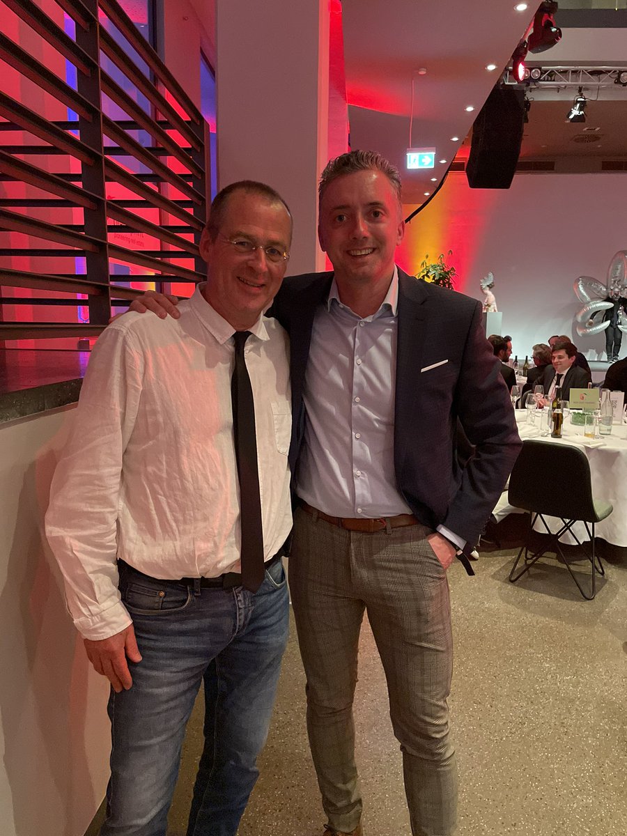 Auch mit <a href="/PlentificDE/">Plentific Deutschland</a> darf ich die Experten der #immobilienwirtschaft treffen: Heute @joesei von <a href="/haufeimmobilien/">haufeimmobilien</a> bei den Pitches der <a href="/realproptechcon/">REAL PropTech</a> in Frankfurt am Main.