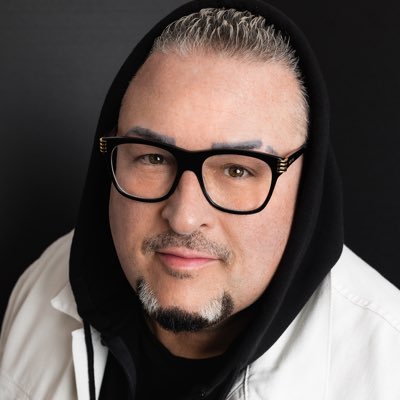 BryanAbrams's tweet photo. You guys have been asking about autographed pictures, and I’ve been promising I’d have some for a while now… Well, I did something even better for you! 👀 Go check out https://t.co/jwCS3BLN53. It looks super cool and I’m really excited about it! https://t.co/P7CLEdKRKd