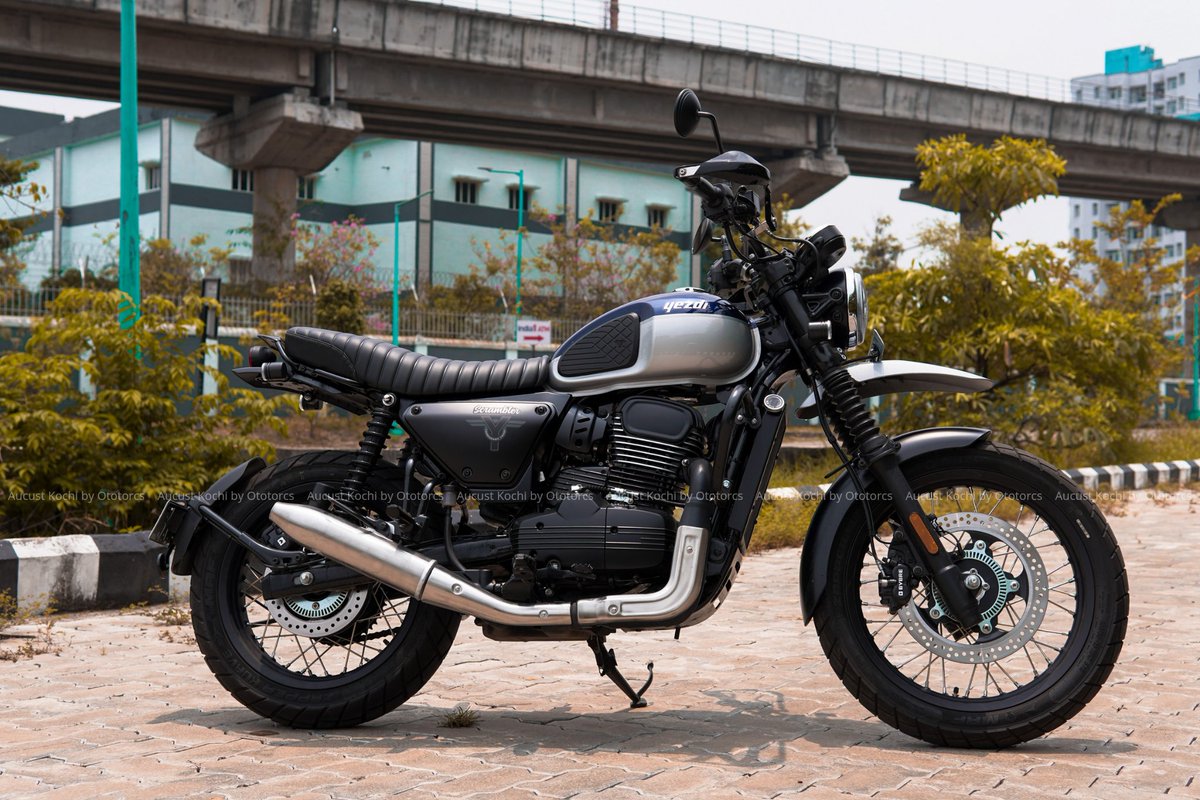 ototorcskochi's tweet photo. Yezdi Scrambler #Aucustified with Pro Shield #PaintProtectionFilm
#AucustKochi #Ototorcs #Yezdi #Scrambler #PPF https://t.co/Qlw8jPnp9y