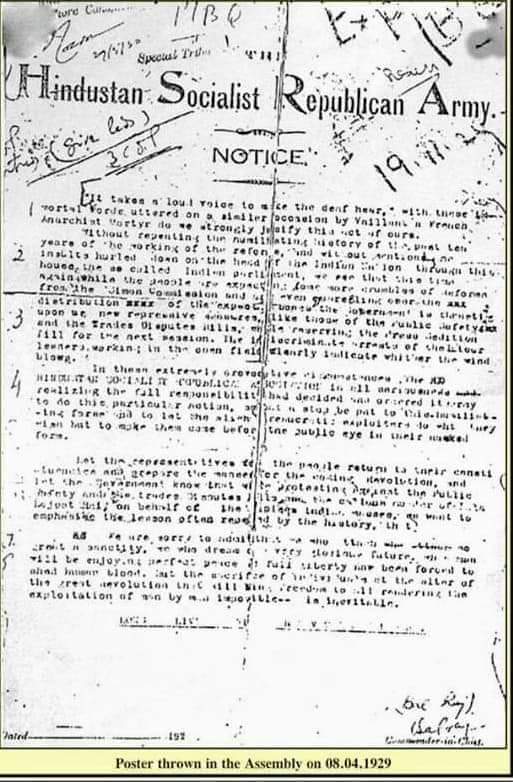 iamgurparvesh66's tweet image. Today
On 8th April 1929 #Bombexplosion in Delhi Assembly Hall by #Shaheed #BhagatSingh and Sh #BKDutt. Poster thrown soon after:issued by the party under the name of Balraj ( Azad . Commander- in- chief)

#Freedom #independence #Indians #Britishers #punjabis #Bengali #Delhi