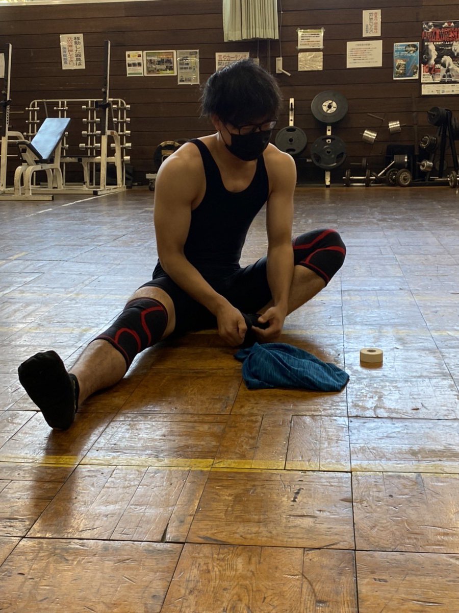 muroran_barbell's tweet photo. 情報電子工学系専攻　修士1年　
渡邊勇志

彼女作るために筋トレ始めました。
体は大きくなりました。
彼女も出来ました。
そして別れました。

よろしくお願いします。
＃春から室工　＃春から室工大 https://t.co/GKT05S3NKX