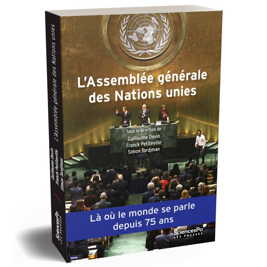 EditionsScpo's tweet photo. #VendrediLecture📚#NationsUnies @UN🇺🇳@ONU_fr "What an exciting and pleasant read this innovative book is on the subject of an institution that is over 75 years old !" @Cairninfo https://t.co/nYcrjlZbbs https://t.co/j8j58vJX29