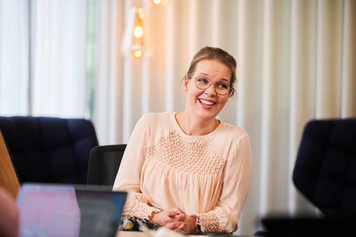 Miten luodaan strategia, joka on liiketaloudellisesti toimiva, ihmiset sitouttava ja ketterä? Yli 10 vuoden ajan strategiaprojekteja fasilitoinut Piritta van der Beek <a href="/WonderPeek/">Piritta van der Beek</a> @ProofAdvisory kirjasi teesit, jotka yhdistävät onnistuneita strategiatöitä: blog.proof.fi/fi-fi/blogi/st…