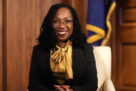 JudgeHickerson's tweet photo. A joyous, historic moment. Congratulations Justice Ketanji Brown Jackson! #Justice #SupremeCourt #HerStory #PaveTheWay https://t.co/znT8oZzqyD