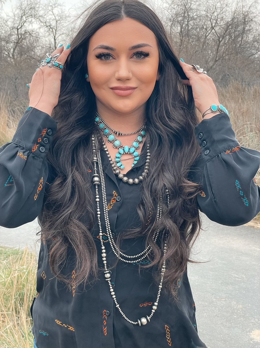 Savannahboyee__'s tweet photo. Walk this way https://t.co/wOKx22NI9Y
