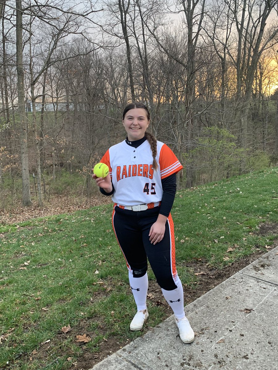 rylesoftball's tweet photo. Tough loss tonight, but these ladies played hard! Stay strong ladies. Get ‘em next time #LeaveNoDoubt https://t.co/pTEkILPTCd