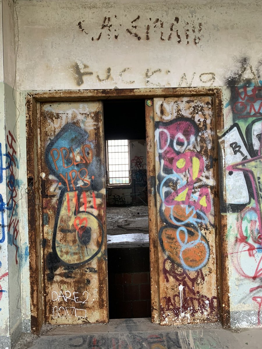 aaronspellmann's tweet photo. Psych Wards and some inmates. LI, NY. https://t.co/Ec9vG6fefa