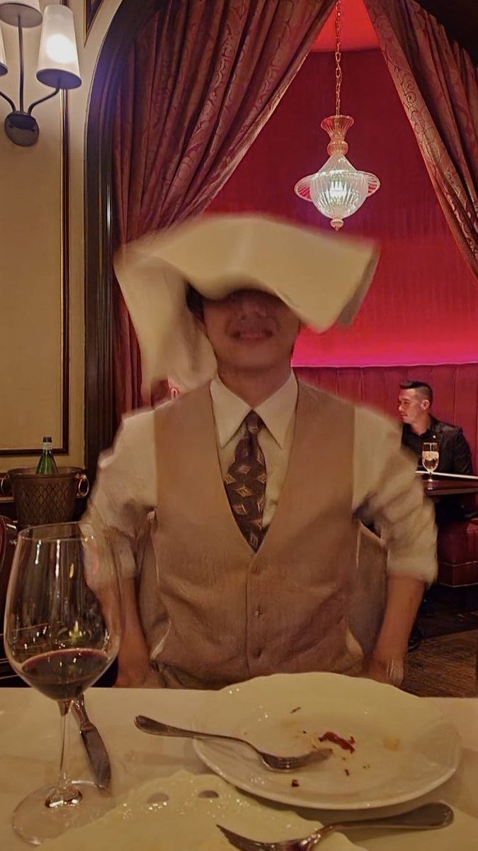 defonotchina's tweet photo. THIS SCREAMS TAEHYUNG BF PICS 🫠😭

@BTS_twt https://t.co/OzrEEGLgT5
