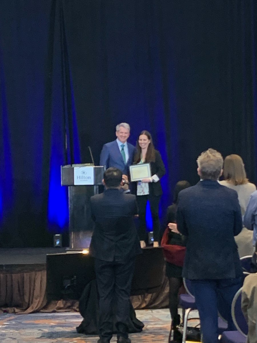 Andrea Graham tweet media