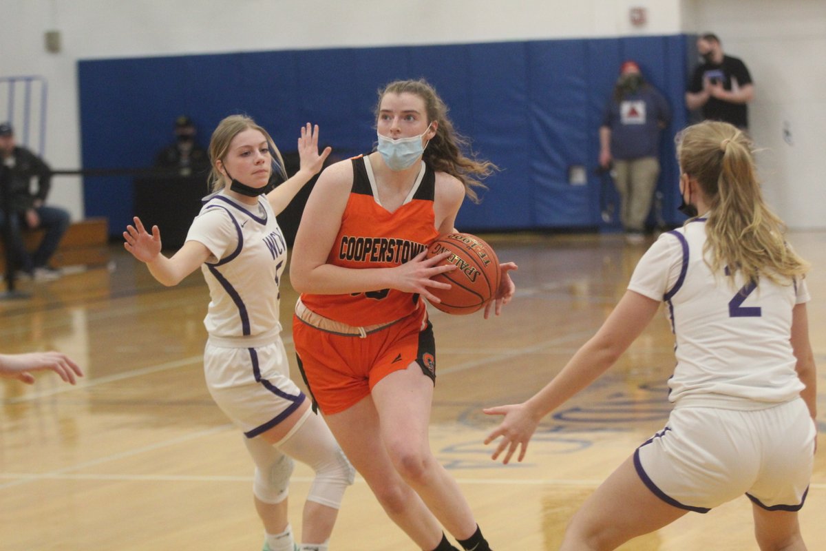 Section 3 Basketball tweet media
