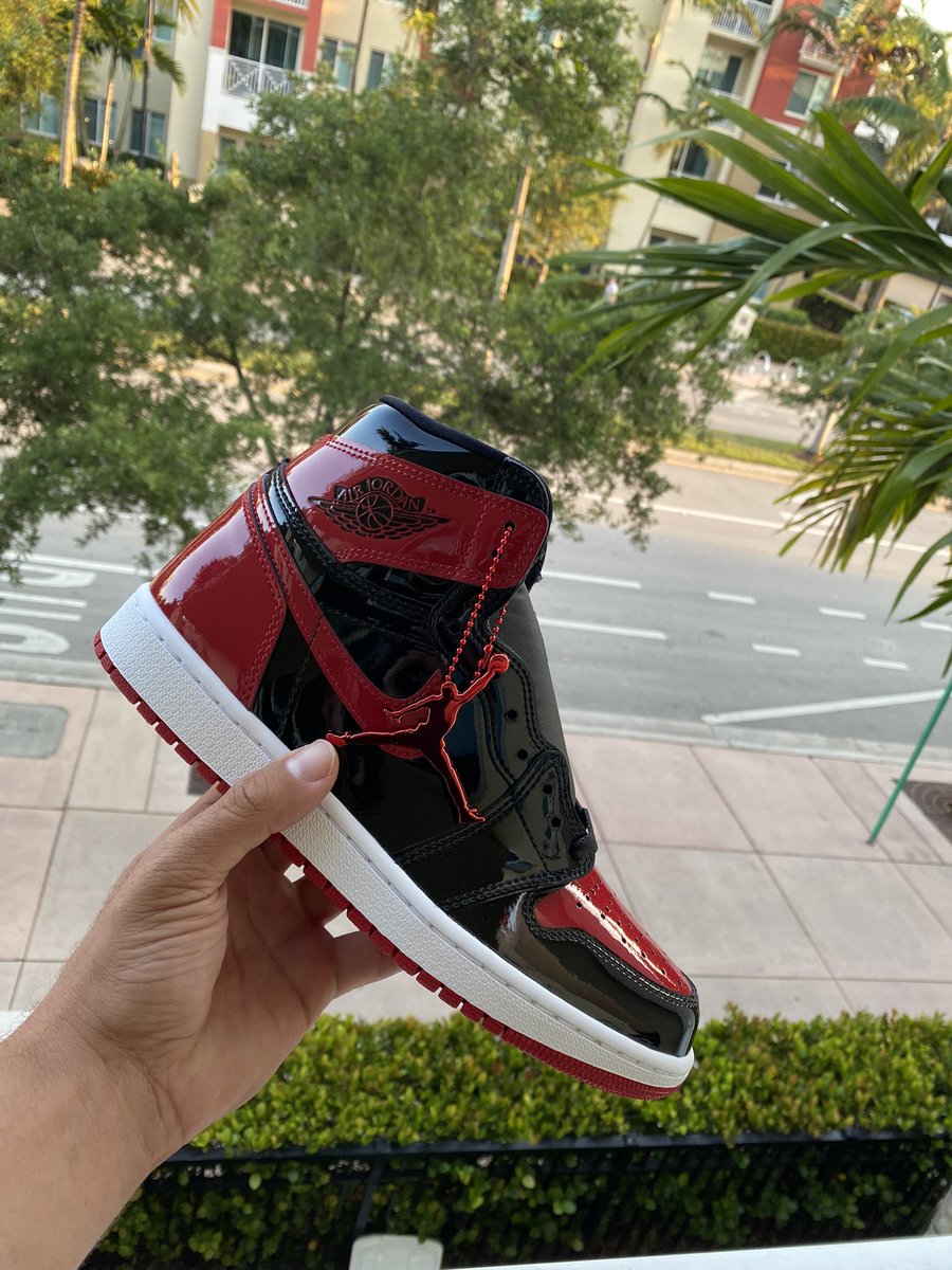 Frvckthedon's tweet photo. Size 10 up for grabs 🔥 https://t.co/dz6DqvrwYh