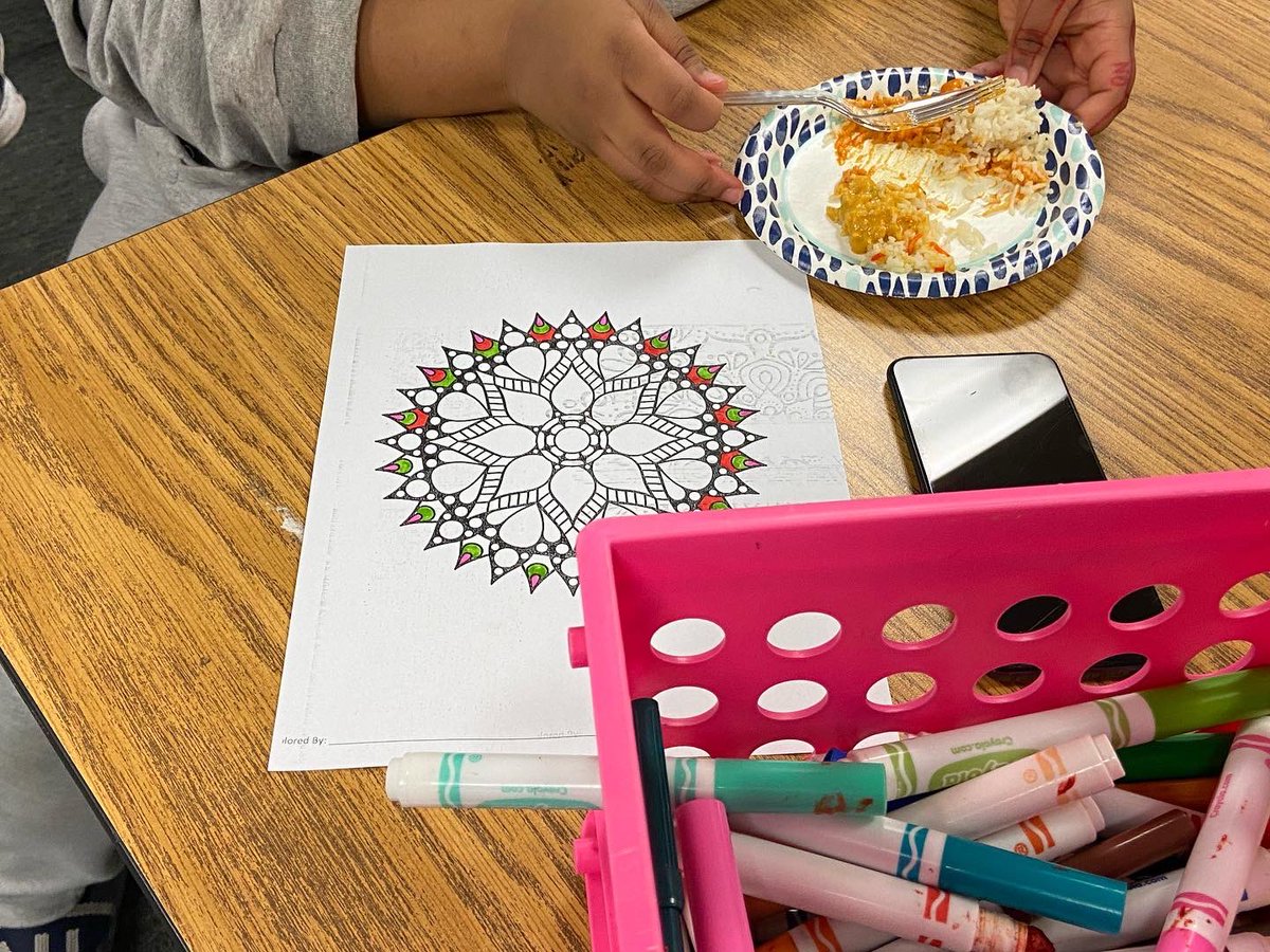 Culture club has been exploring Indian culture a little bit by trying Tikka Masala, watching a Bollywood film and coloring Mandalas! 🇮🇳🥘🍲🖍
