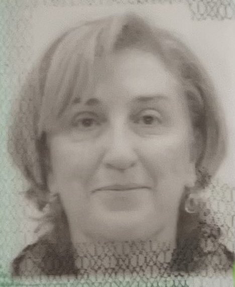 database3's tweet image. Just before this govt ID pic was taken a couple of years ago, the woman in front of me made a long lineup of us wait while she tried different lewks: hair up/down, glasses/no, etc. We were beside ourselves! I was next, and quick about it.