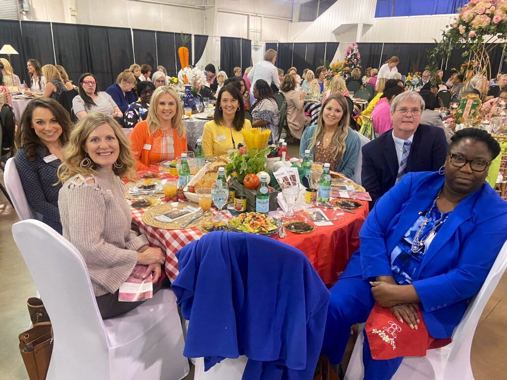 Erica Bell tweet media