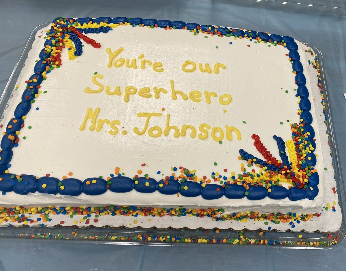 jenkinsbobcats1's tweet photo. Happy #NationalAssistantPrincipalsWeek to the best one in the biz, @AllCJohnson! @jenkinsbobcats1 and @OakwoodBlueJays are so lucky to have you- now if only we could somehow both have you 5 days a week! #canwecloneher #leaderswhocare @hickoryschools https://t.co/fPOJWkOZLl