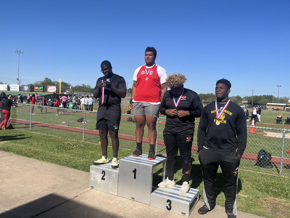 DawsonTrack's tweet photo. Congratulations to all of your Dawson Eagle Area Qualifiers in the field events: Mia Ruffino, Chris Herpin, Josh Gillis-Harry, Dylan Boldrighini, and Emmarie McFarland! Way to go Eagles!! https://t.co/T17kWeyv9n