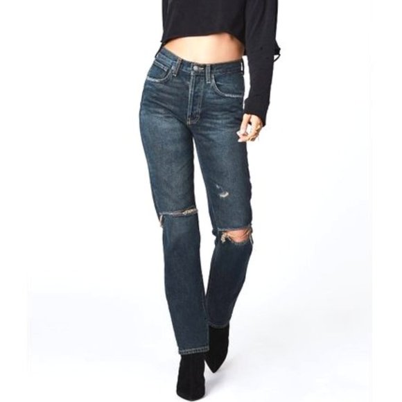 kate_vine_'s tweet photo. So good I had to share! Check out all the items I'm loving on @Poshmarkapp #poshmark #fashion #style #shopmycloset #bananarepublic #carmar #ragbone: https://t.co/WmuOgiA7mq https://t.co/FJHsBw6YQl