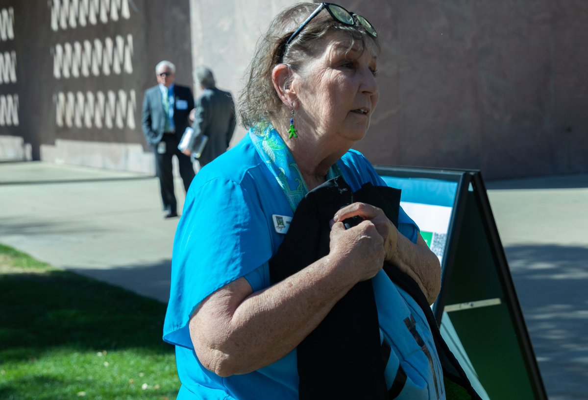 monochromads's tweet photo. Two years after the pandemic, @DonateLifeAZ held an event at the Capitol in honor of Arizona's donors, their families and recipients on Thursday, March 24. Here's a couple of the pictures I took that day: https://t.co/Byf6QX4hpD