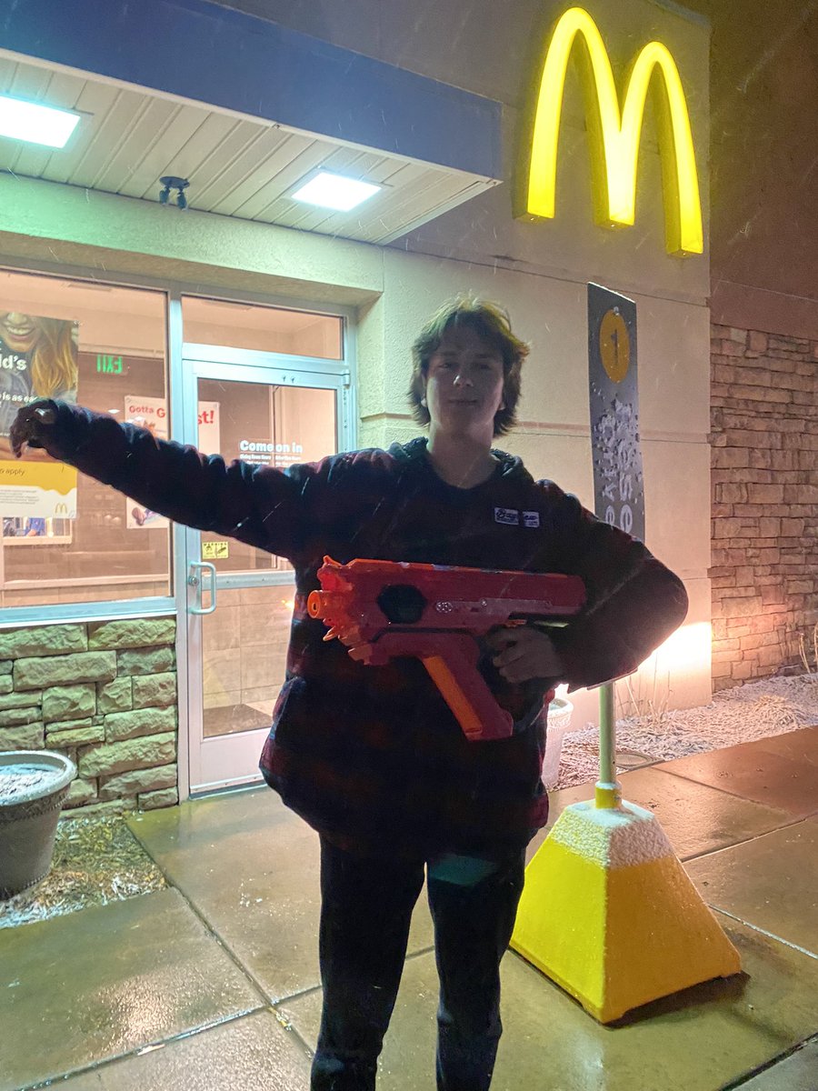 luke_rooney1's tweet photo. Jon vu from the melon munchers got absolutely shmack don at the local golden arch by karson meyer #10thkill from the Croods. He was camera shy, fled the scene with dad, but he dead fosho #c4 @ahsnerfwars22 https://t.co/38inlg2ubd