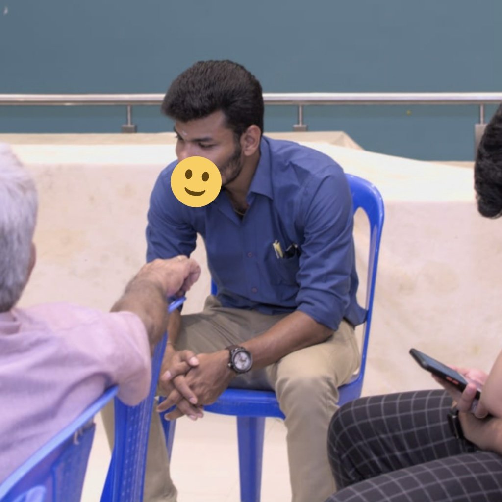 Vijay7291Vijay's tweet photo. Loved This Candid....!!
#LoveForBlue ๐
#Meaner_Leaner_Stronger https://t.co/EYUThDxAL0