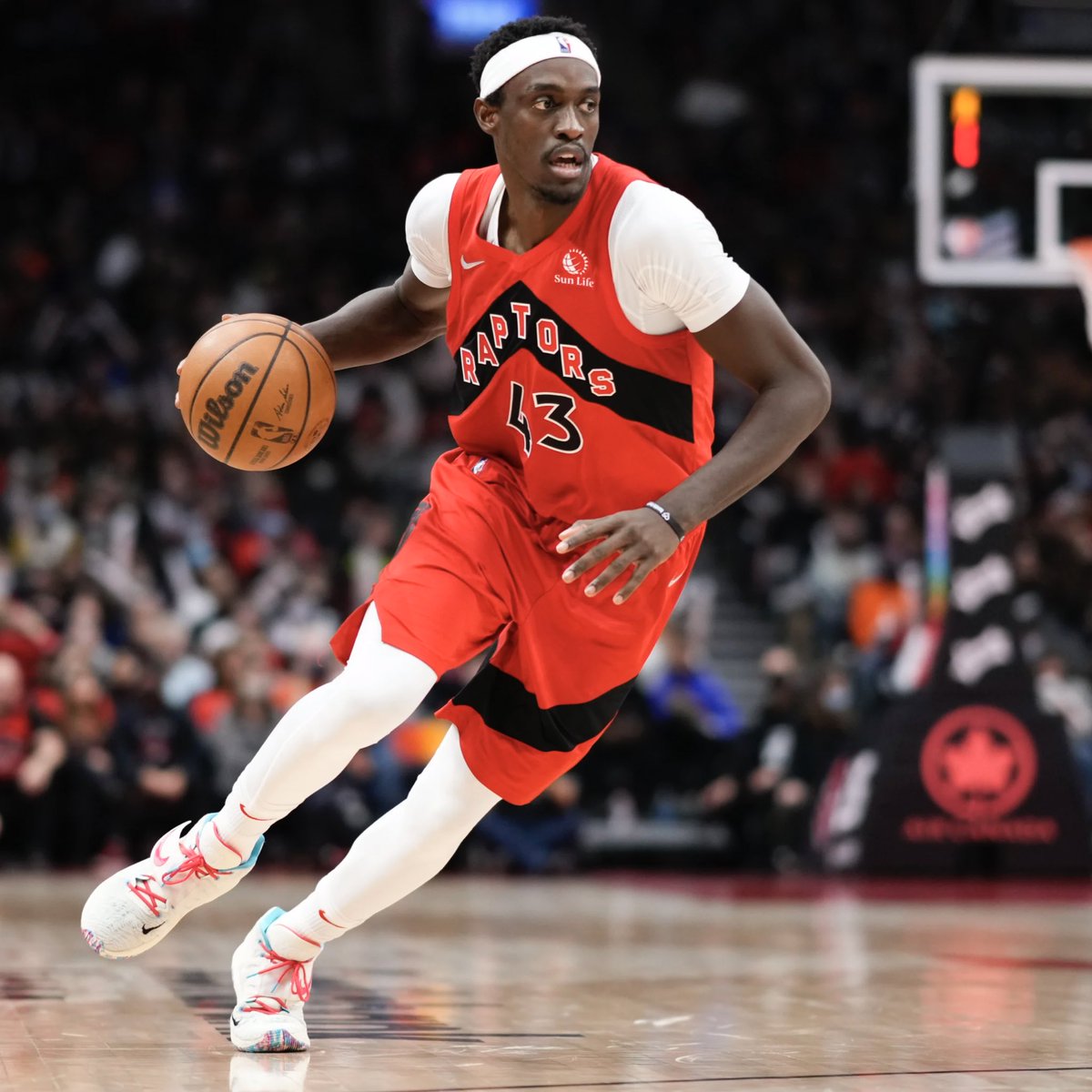 TheHoopCentral's tweet photo. Pascal Siakam tonight:

37 Points
12 Assists
12 Rebounds
2 Steals https://t.co/bA9A7jOfYR